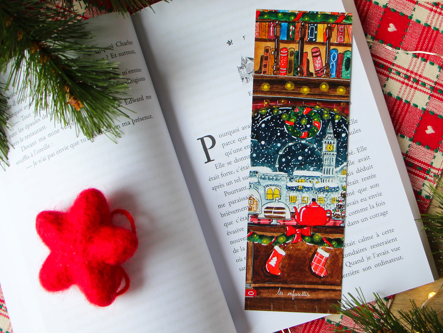 Bookmark - Christmas at the bookstore